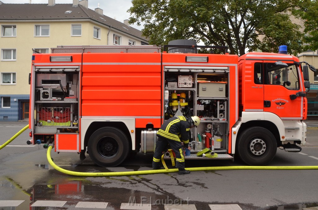 Feuer Wohnmobil Koeln Nippes Kempenerstr P003.JPG - Miklos Laubert
